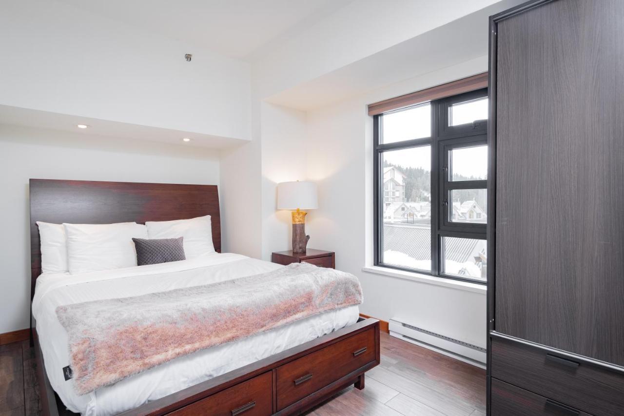 Carleton Lodge By Outpost Уистлер Экстерьер фото
